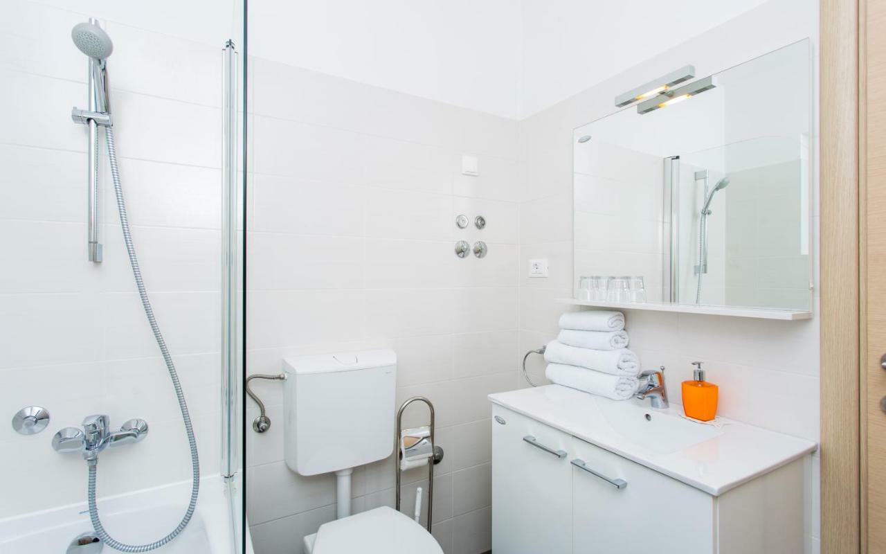 Apartments Matea I バスカ エクステリア 写真