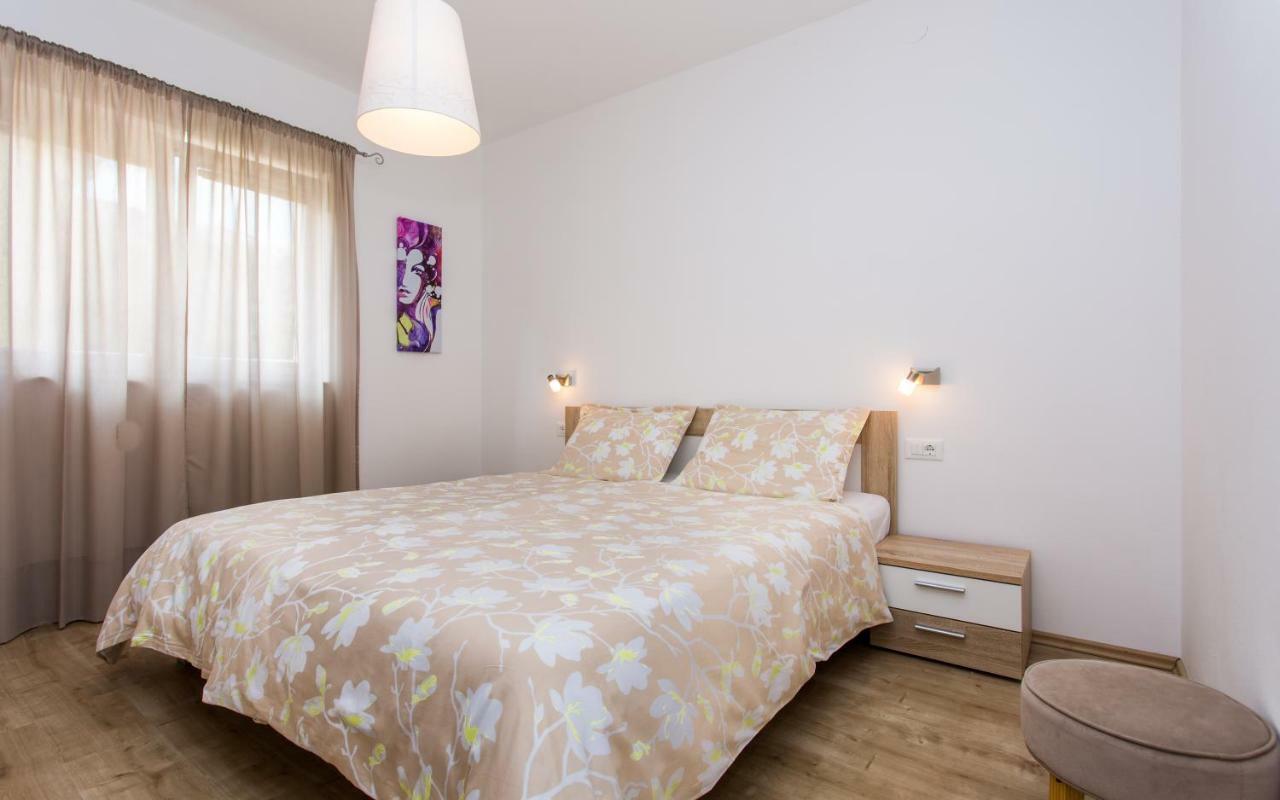 Apartments Matea I バスカ エクステリア 写真
