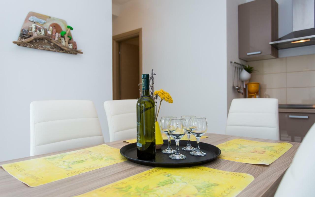Apartments Matea I バスカ エクステリア 写真
