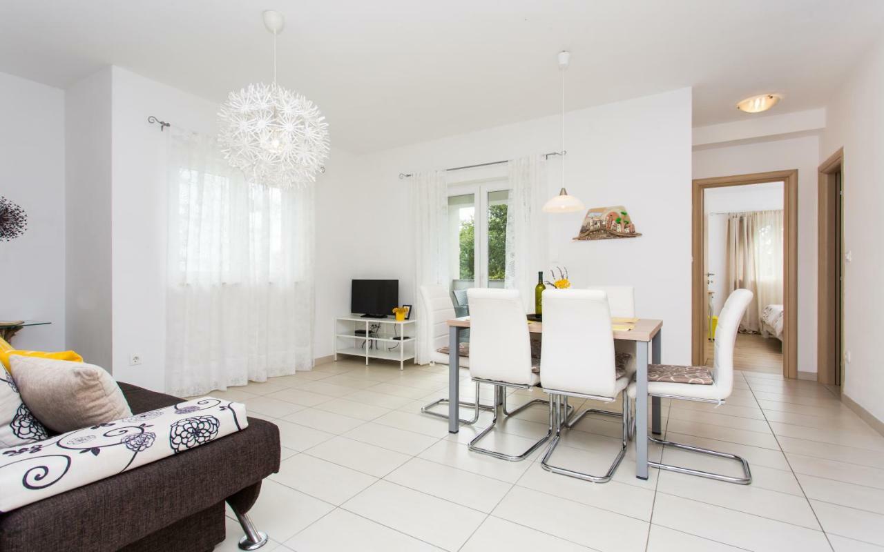 Apartments Matea I バスカ エクステリア 写真